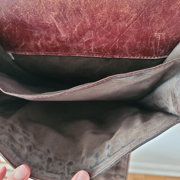 Well-Worn In Vintage Leather Bag/Purse - Picture 8 of 10